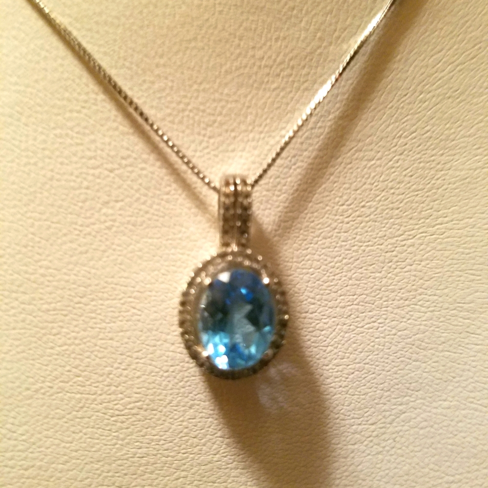Blue topaz pendant